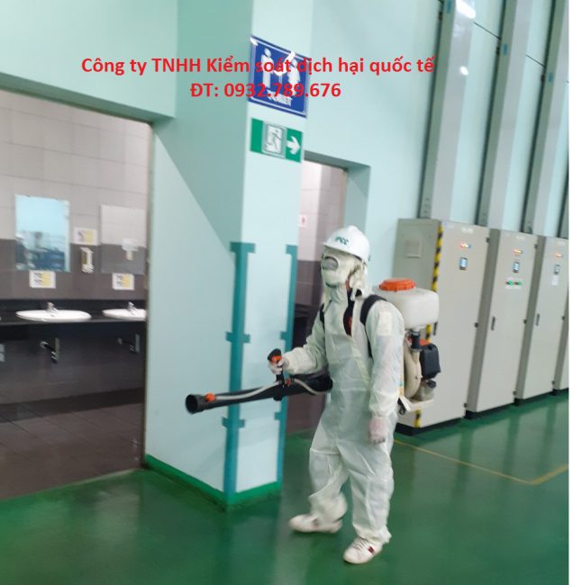 Phun phòng dịch tại quận 12